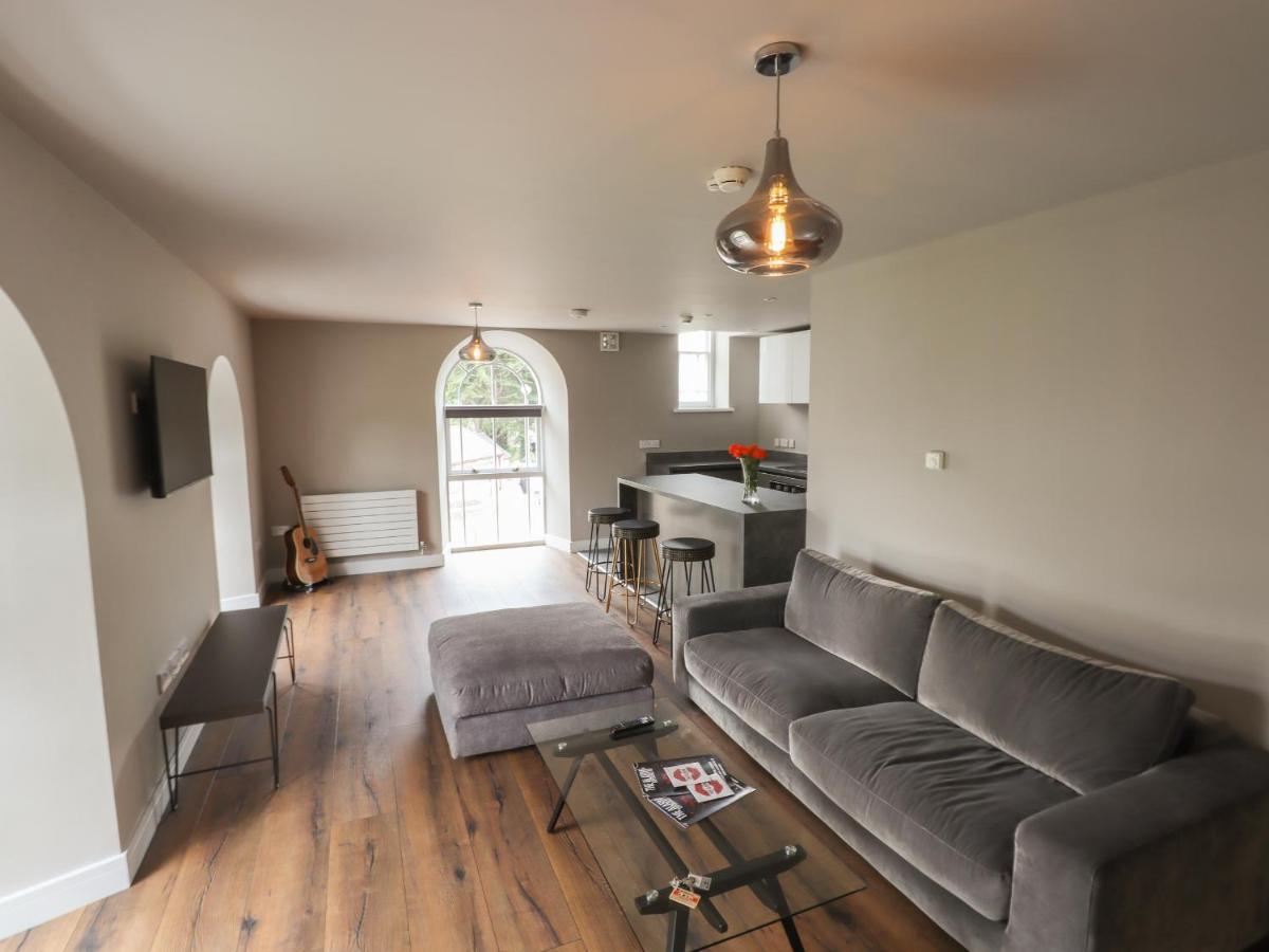 The Breathe Residence Rhyl Eksteriør bilde